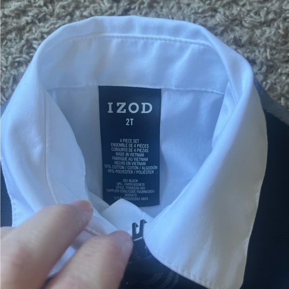 Izod Toddler Formal 4 Piece Suit Set - Picture 3 of 9